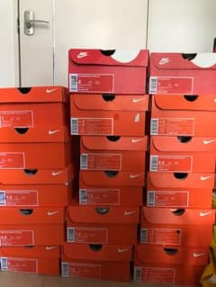 NIKE 空箱 オレンジ15.赤2のサムネイル