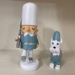 スコティッシュテリア &イギリス兵士　置物(白)のサムネイル