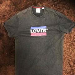 Levi′sTシャツのサムネイル