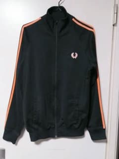 希少】90s Fred Perry トラックジャケット XS ブラック - メルカリ
