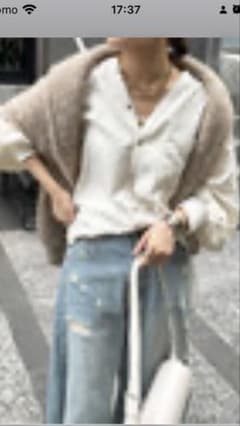 Dou Dou ホワイト 長袖　ブラウスのサムネイル