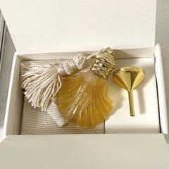 希少 エスティローダー ホワイトリネン フロステッドシェルフ