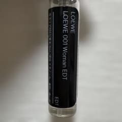 LOEWE 001 ウーマン オードゥ トワレ/4mL アトマイザーケース付きのサムネイル