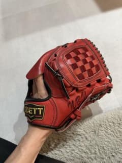ZETT硬式グローブ レッドのサムネイル
