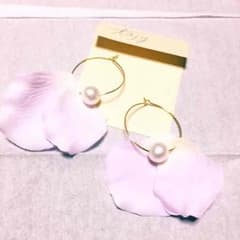 花びらコットンパールピアスのサムネイル