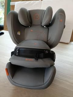 Cybex チャイルドシート パラスG i-Sizeのサムネイル