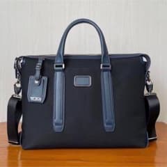 TUMI Jarvis イースト ウエスト トート 682415 - メルカリ