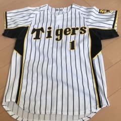 鳥谷敬（阪神タイガース）ユニフォームのサムネイル