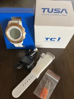 【ジャック様専用】TUSAダイブコンピューター tc1 IQ1301 ホワイトのサムネイル