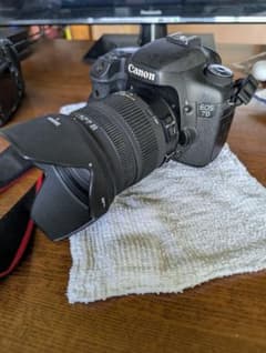 Canon EOS 7D デジタル一眼レフのサムネイル
