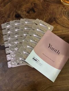 ⭐️値下げ⭐️Yunth 薬用ホワイトニングエッセンス＋薬用ホワイトローションマスクのサムネイル