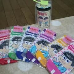 おが さわら様＊専用＊おそまつさん靴下全色セット！のサムネイル