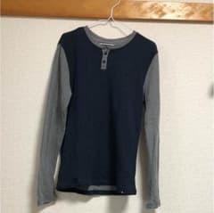 値下げ中！Hurley ロンTのサムネイル