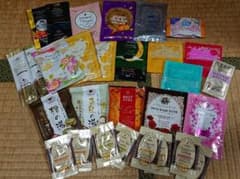 入浴剤＆化粧品＆シャンプー＆コンディショナー 詰め合わせのサムネイル