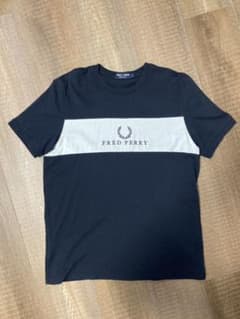 FRED PERRY Tシャツのサムネイル
