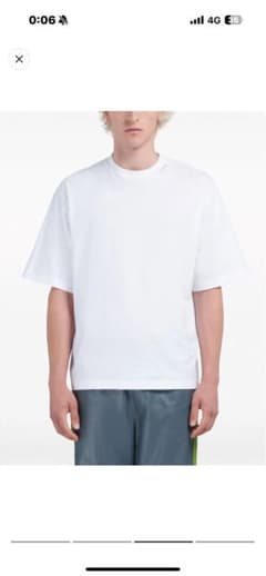 ホワイト 半袖 Tシャツ ルーズフィットのサムネイル