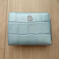 トリーバーチ Tory Burch ブルーセラドン 水色 クロコ調 二つ折り財布 m43305108570_1.jpg?1754208072