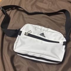adidas ホワイト サコッシュのサムネイル
