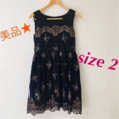 美品★ URBAN RESERCH rosso kaene  刺繍 ドレスのサムネイル