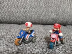 マリオカート　プルバックバイク　マリオ・キノピオ セット