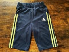 adidas キッズ ハーフパンツ ネイビー 140cmサイズのサムネイル