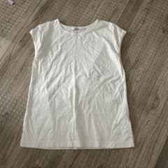 夏服　ノースリーブのサムネイル