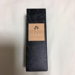 ターナリー　ファンデーションのサムネイル