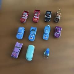 トミカ カーズ ミニカー 11台セットのサムネイル