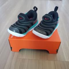 NIKE DYNAMO FREE キッズシューズのサムネイル