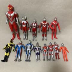 ウルトラマン ソフビ 13体 まとめ売り 90年代 - メルカリ