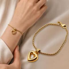 Christian Dior ハート ブレスレット ゴールド 687 - メルカリ