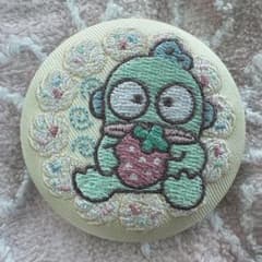 サンリオ ハンギョドン 刺繍缶バッジのサムネイル