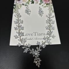 LoveTiara ブライダルアクセサリー ネックレス イヤリング　2点セットのサムネイル
