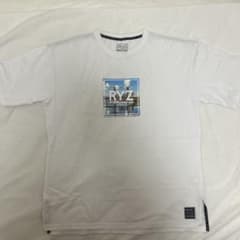 ホワイト グラフィックプリント Tシャツのサムネイル