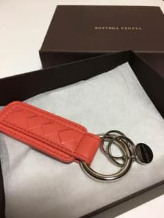 新品 BOTTEGA  VENETAキーホルダーのサムネイル