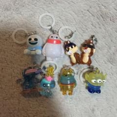 ディズニー キャラクター キーホルダー 7個セットのサムネイル