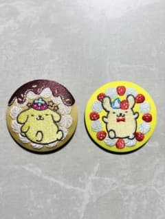 サンリオキャラクターズ 刺繍缶バッジ ポムポムプリン 2種セットのサムネイル