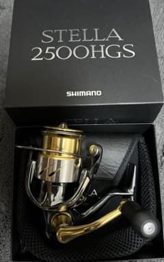 シマノ　14 ステラSTELLA 2500HGS スピニングリール　美品のサムネイル