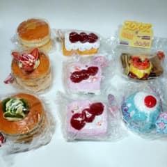 【即購入×】スクイーズ　まとめ売り　8点セットのサムネイル