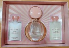 BVLGARI ブルガリ ローズゴルデア 香水、ボディクリーム、シャワージェルのサムネイル