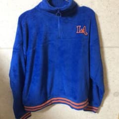トレーナーのサムネイル