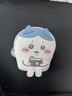 ハチワレ　GU コラボ　ポーチ　ちいかわのサムネイル