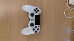 ps4コントローラー白のサムネイル