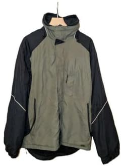 IZOD マウンテンパーカー ジャケット カーキ ブラック テック系のサムネイル