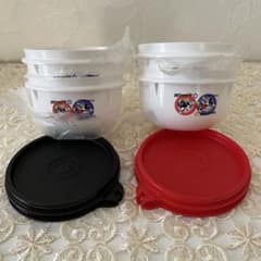 【再値下げ】新品・未使用Tupperware✰ピッコロディズニー4個セットのサムネイル