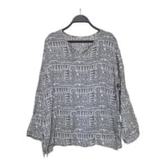 アジア古着　タイ製　Mana Ethnic ノーカラーシャツ長袖カットソーのサムネイル
