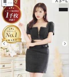 カットアウトデザイン ブラックドレスのサムネイル