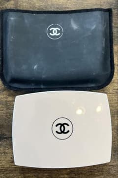 CHANEL パウダーファンデーション ダブルのサムネイル