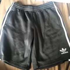 adidas アディダス ハーフパンツのサムネイル
