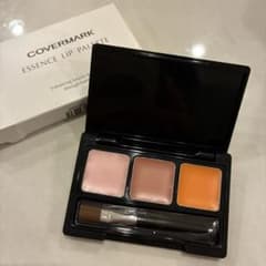 COVERMARK Essence Lip Palette 限定品のサムネイル